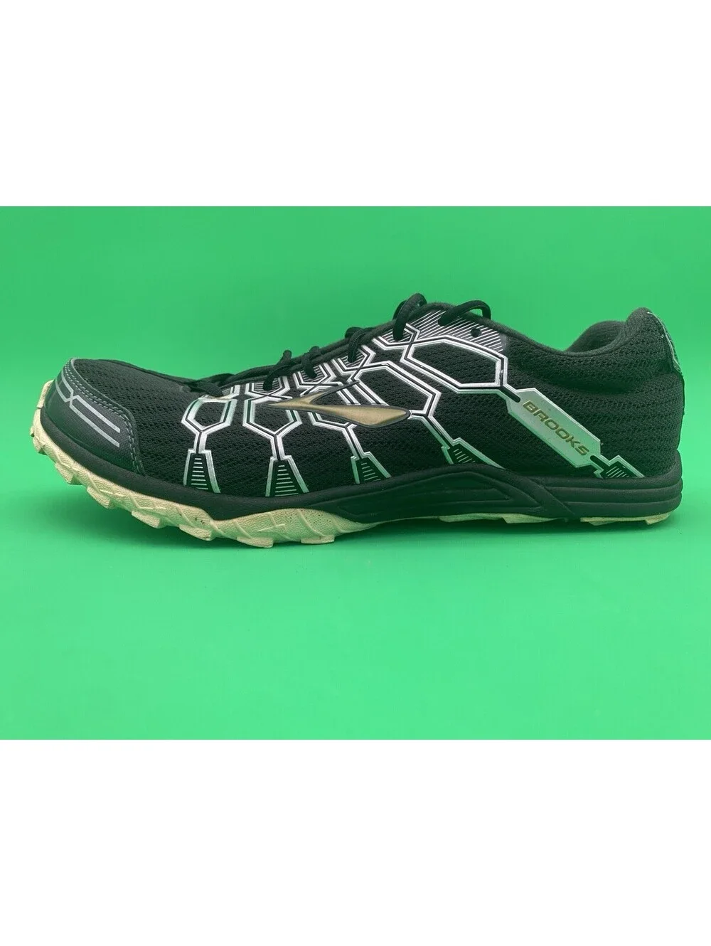 Brooks Track & Field Men's Size 9 Black Mach X Track Shoes - No Spikes